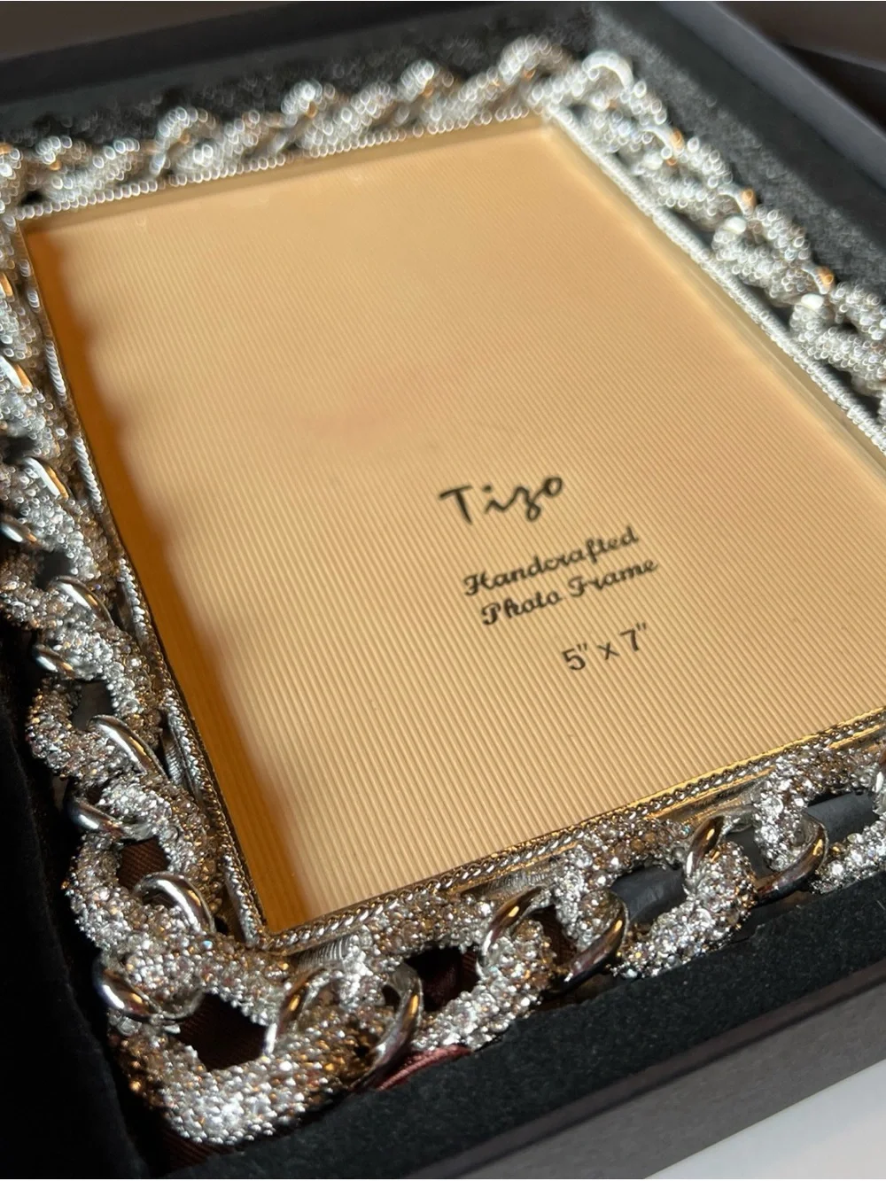 Tizo 5” x 7” Metal Tabletop Jeweled Link Picture Frame With Gift Box - Silver
